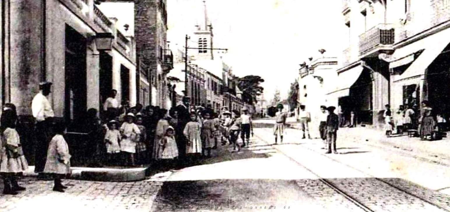 974- Alger - Saint Eugene - Route Malakoff et l'Eglise2.jpg